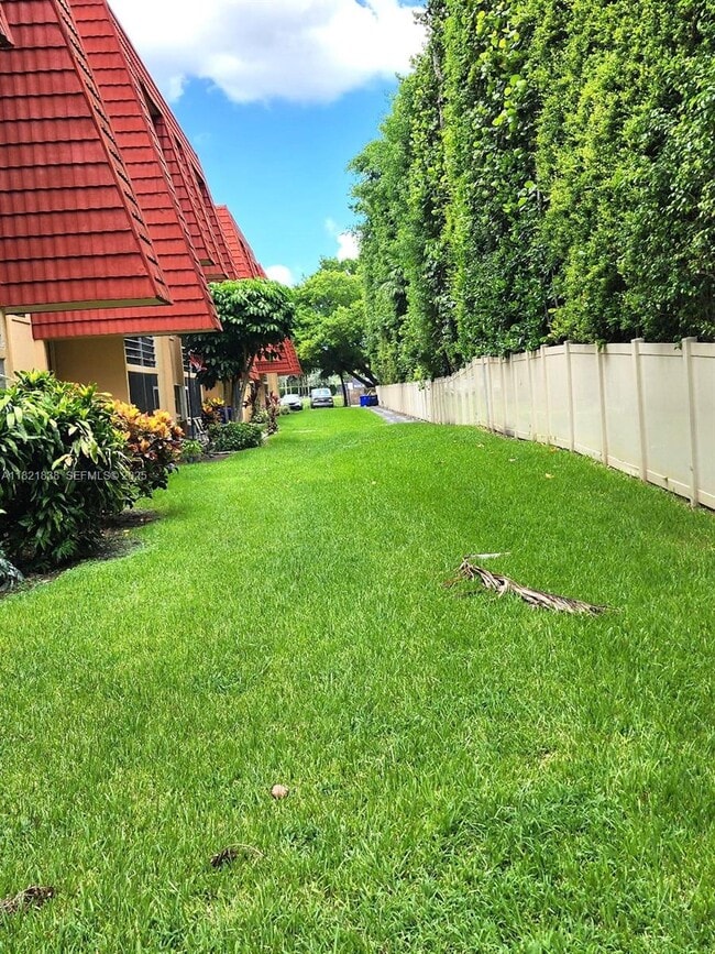 Building Photo - 22615 SW 66th Ave