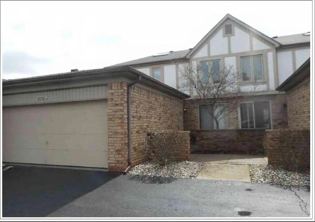 Building Photo - 49760 Potomac Ct