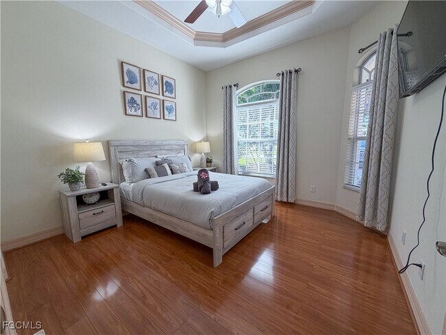 Building Photo - 2501 SE 19th Pl