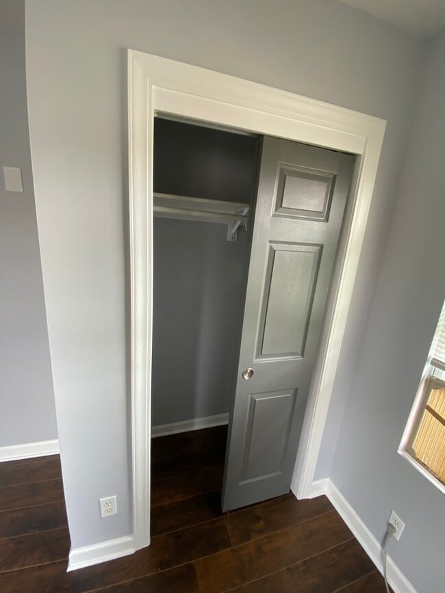 Room 2 - Closet - 2454 S 17th St