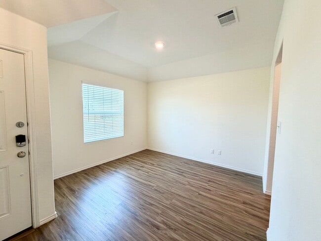 Building Photo - 21316 Quick Fox Dr