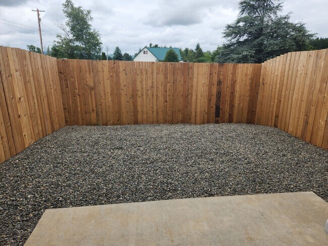 Building Photo - 3 Bedroom 2.5 Bath in Winlock