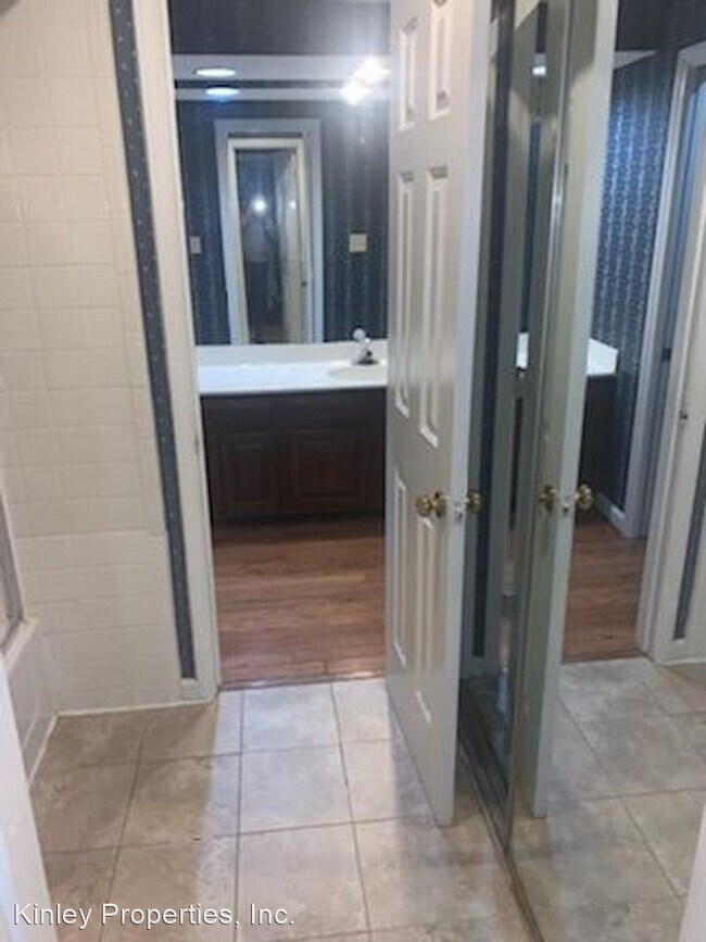 Building Photo - 1 br, 1.5 bath House - 7430 Ashfield Court