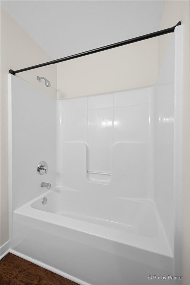 Building Photo - 1737 W Chrysler Dr