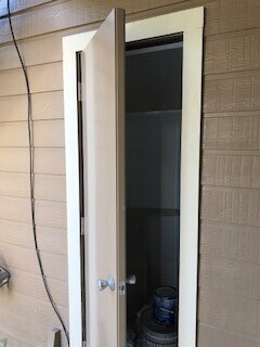 Building Photo - 1860 White Oak Dr