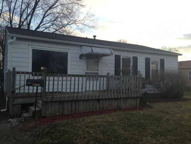 Primary Photo - 3BR Pl