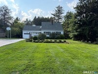 Building Photo - 989 N Farms Rd
