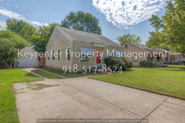 Building Photo - 2 Bed | 1 Bath in Tulsa!