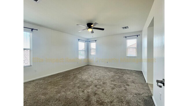 Building Photo - 11442 E Dry Wind Dr
