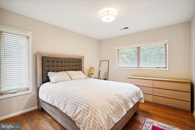 Building Photo - 10408 Hunter Ridge Dr