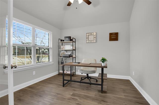 Building Photo - 347 Saltmeadow Ln