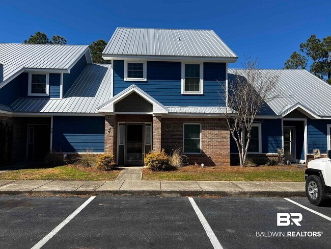 Building Photo - 444 Clubhouse Dr