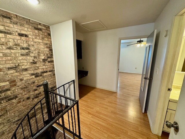 Building Photo - 280 Hill Ave