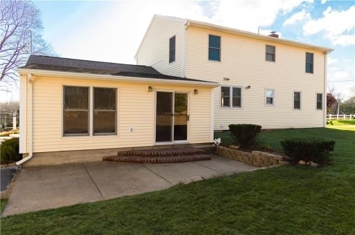 Fenced Yard 6’ Private Oasis - 647 Frenchtown Rd