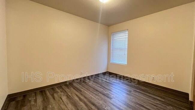 Building Photo - 6305 Chapel Hill Blvd