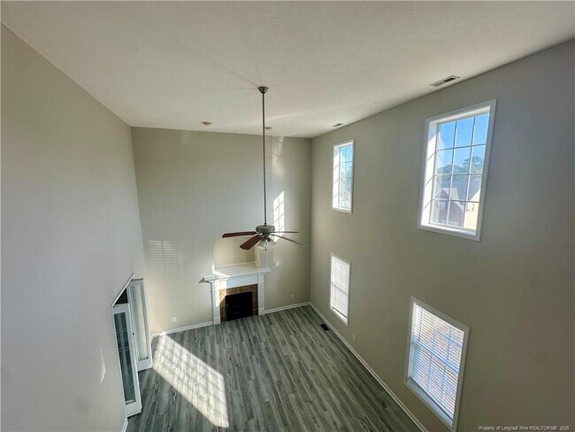 Building Photo - 11 Lattimore Rd