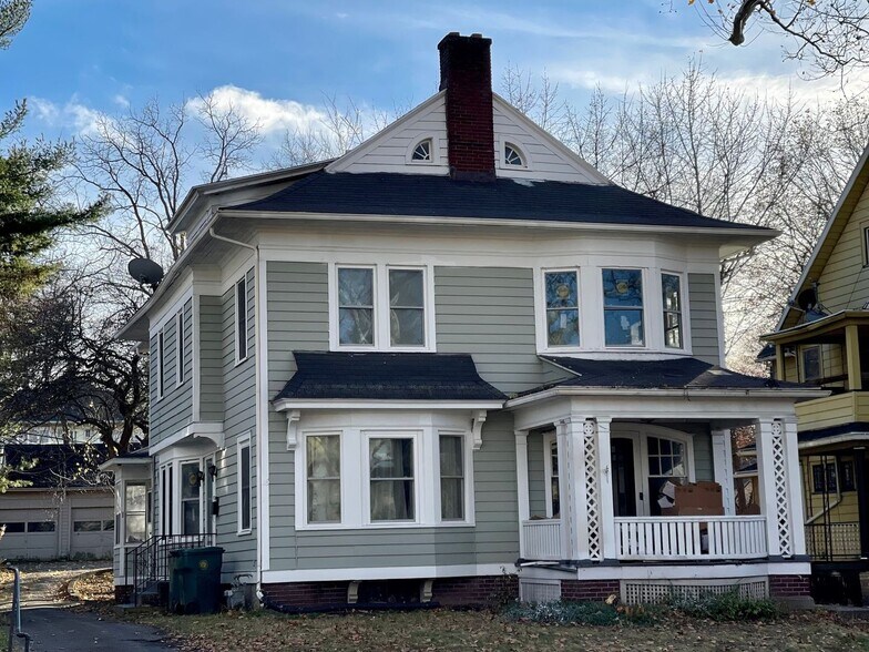 Primary Photo - 45 Clay Ave