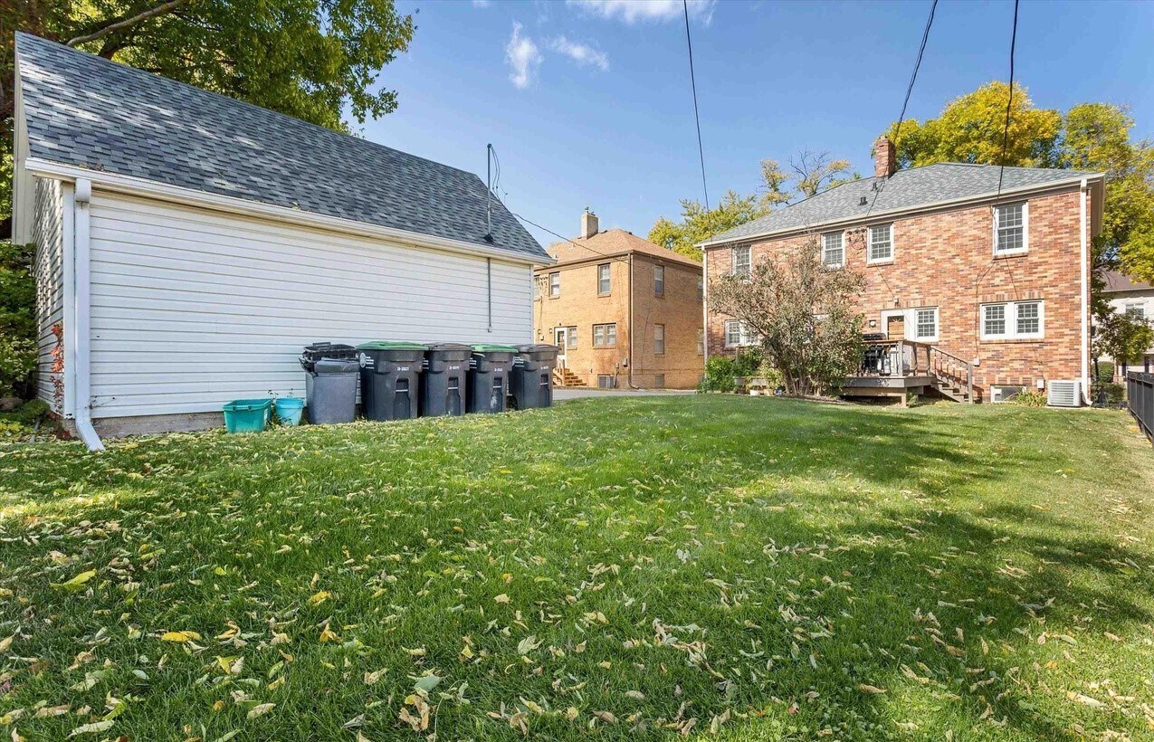 Building Photo - 5017 1/2 California St