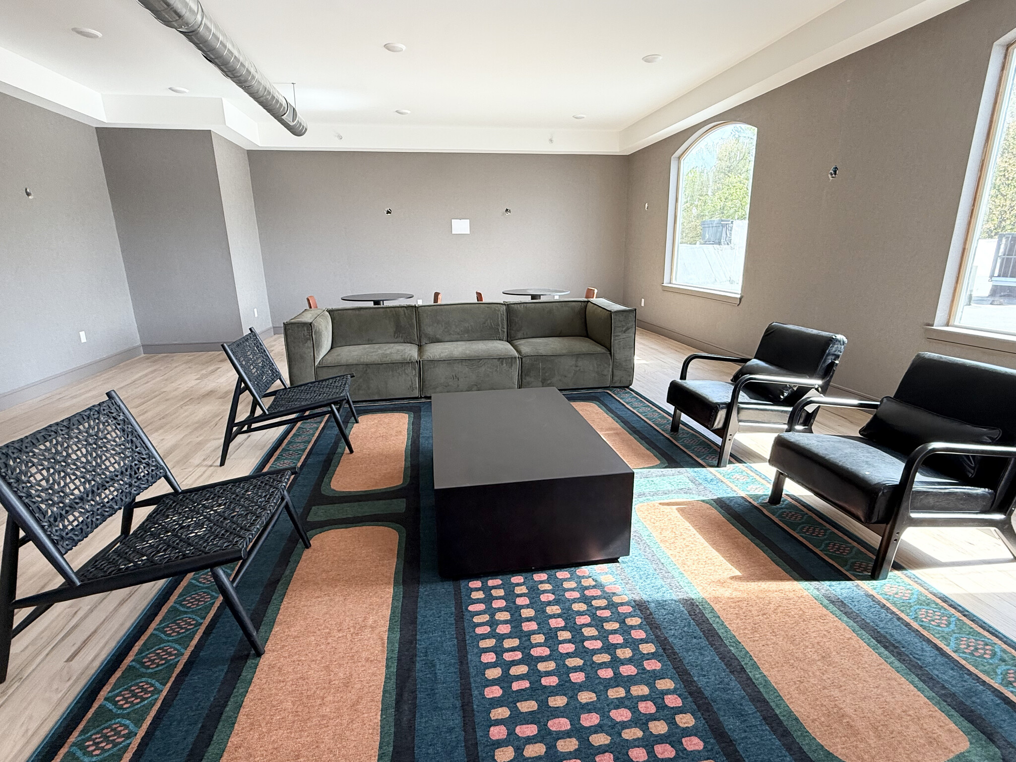 Club room - 215 Newark Pompton Tpke