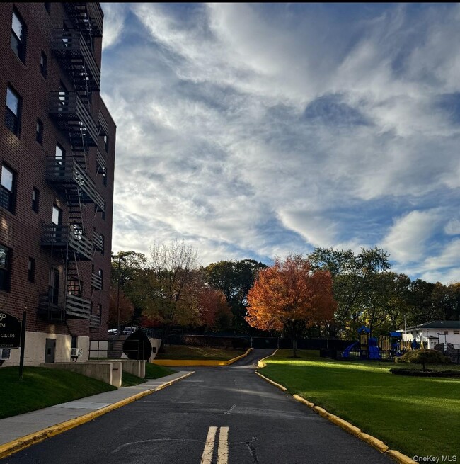 Building Photo - 212-04-212-75 75th Ave