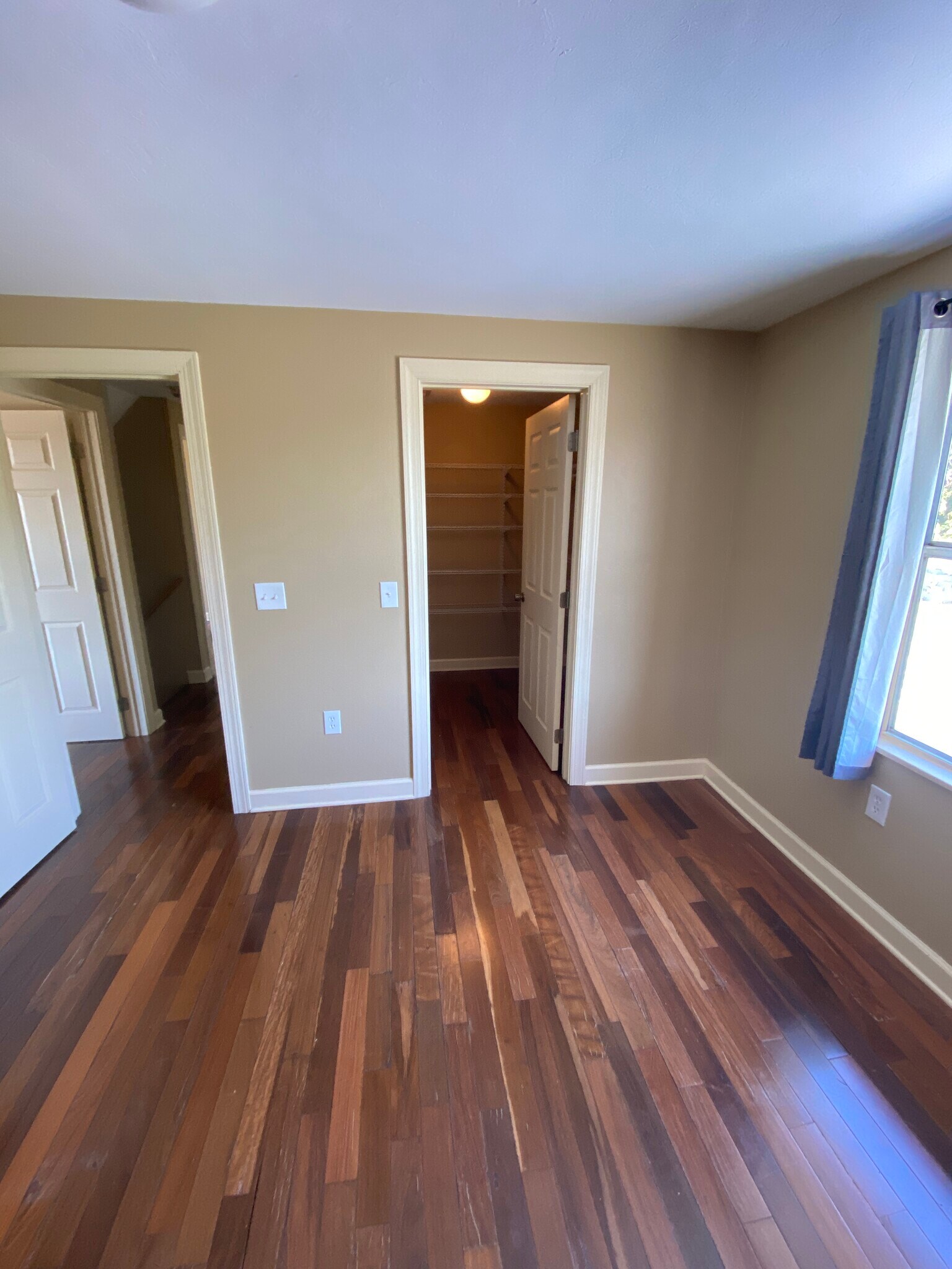 2nd floor primary bedroom - 5344 Caldwell St
