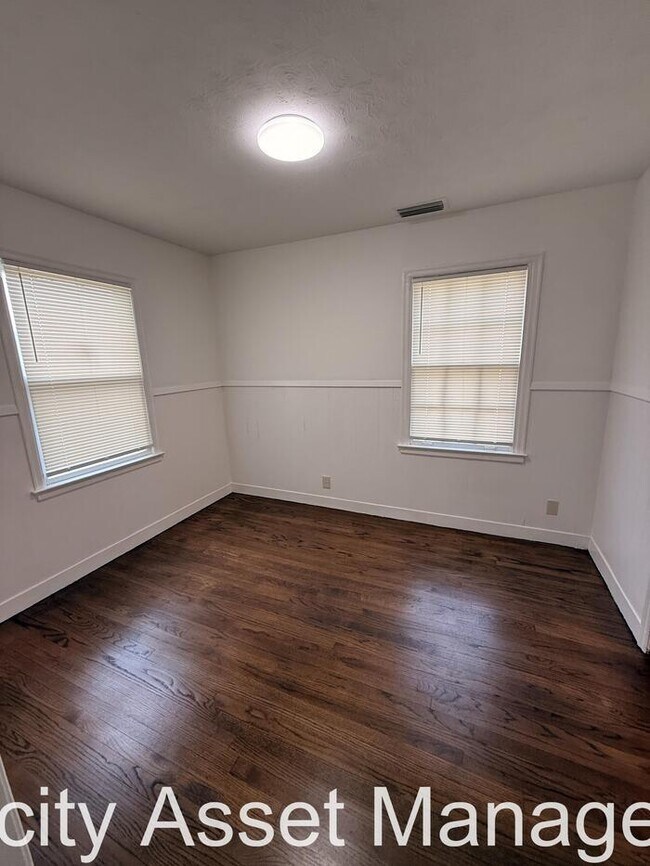 Building Photo - A MUST-SEE SECTION 8 FRIENDLY HOME!!!!