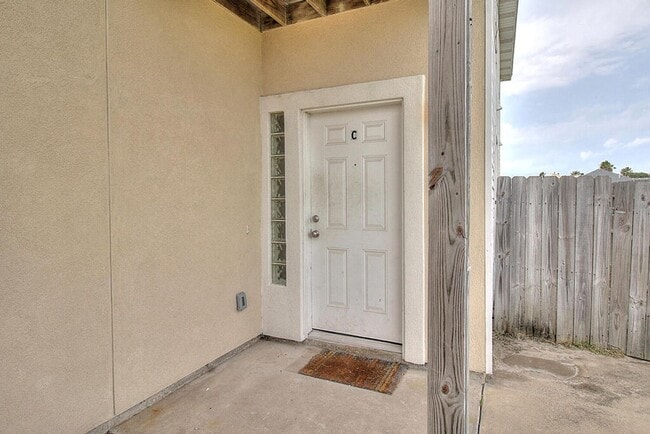 Building Photo - 13986 Fortuna Bay Dr