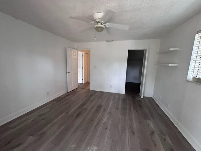 Building Photo - 2700 S University Dr