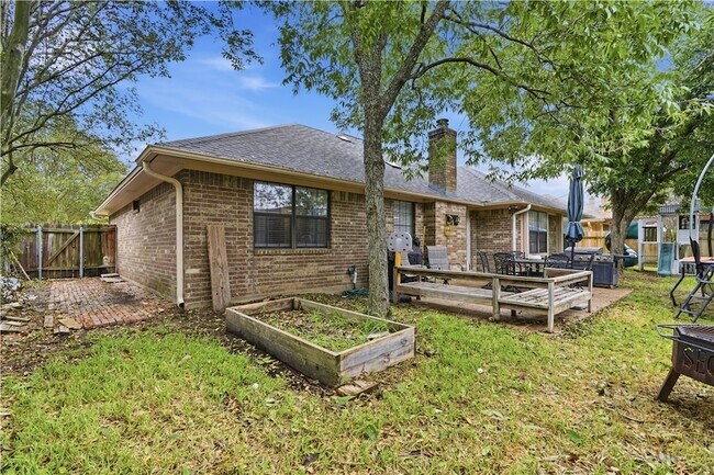 Building Photo - 2908 Durango Ct