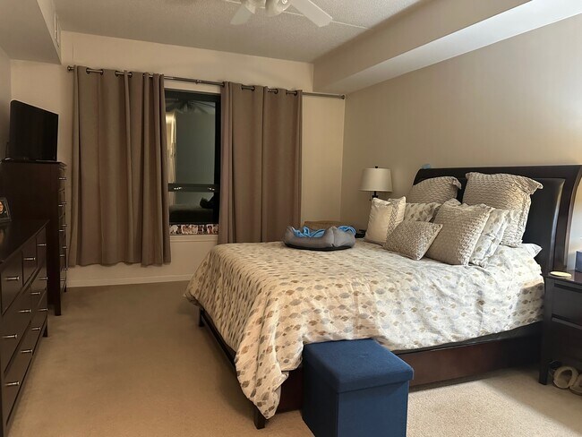 Building Photo - 6420 Double Eagle Dr