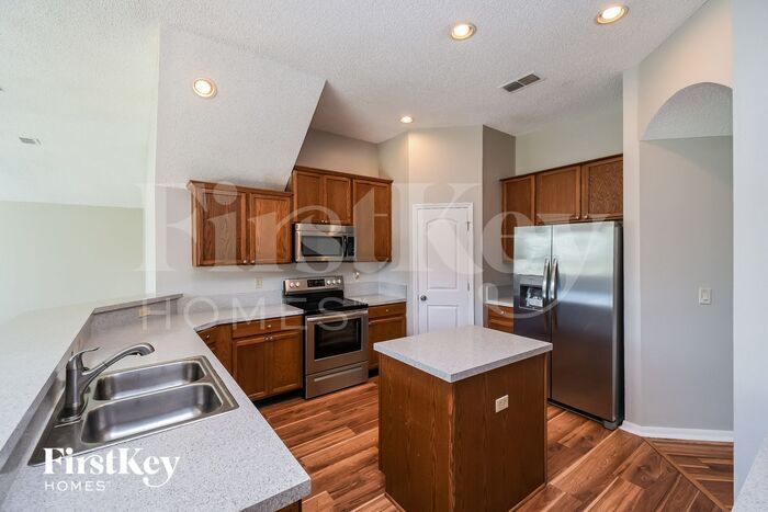 Building Photo - 1080 Meadow Pointe Ct