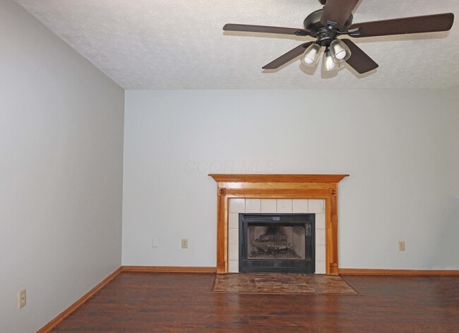 Building Photo - 1417 Wild Oats Dr