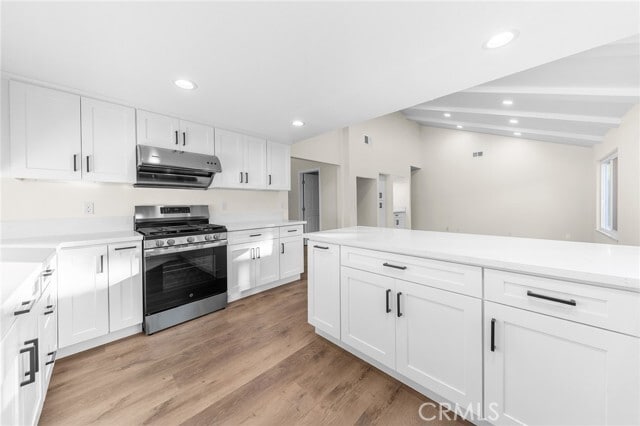 Building Photo - 596 Vista Rambla