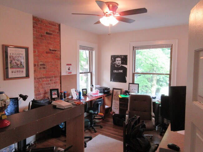 Building Photo - 53 E Northwood Ave