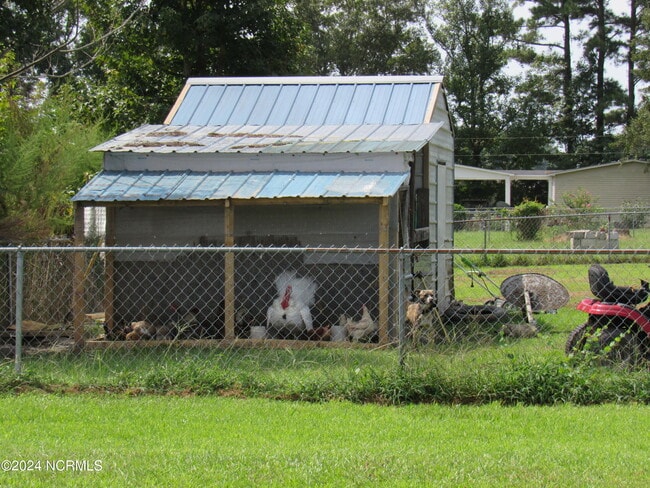 Building Photo - 900 NC-241