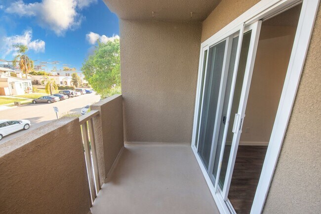 Interior Photo - O'Neil Manor