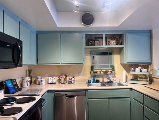 Building Photo - 2 BR WATERFRONT Fully Furnished/Utilities Included!! BEST SUNSET VIEW