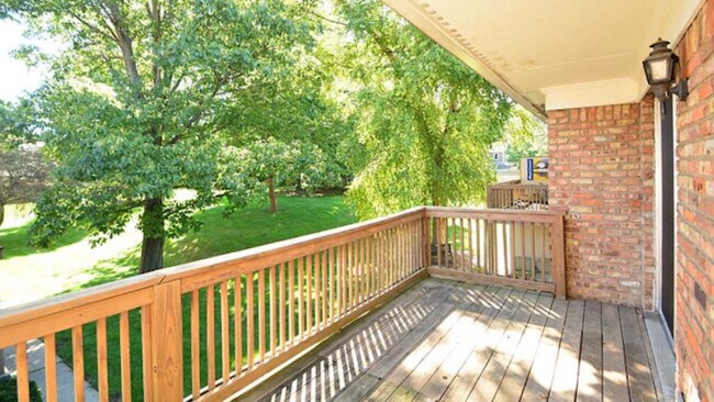 Building Photo - 503 1st Ave SE