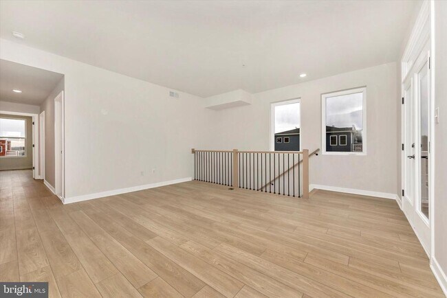 Building Photo - 714 Iron Frg Rd