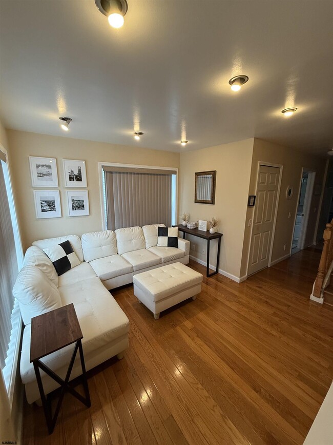 Building Photo - 43 N Trenton Ave