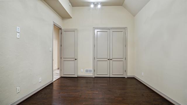 Building Photo - 104 Stonehaven Ct