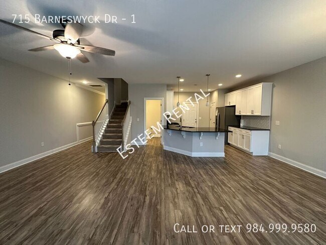 Building Photo - 715 Barneswyck Dr