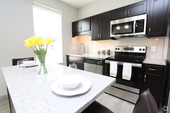 Interior Photo - The Flats at 345