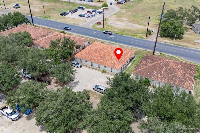 Building Photo - 604 Buena Vista Dr