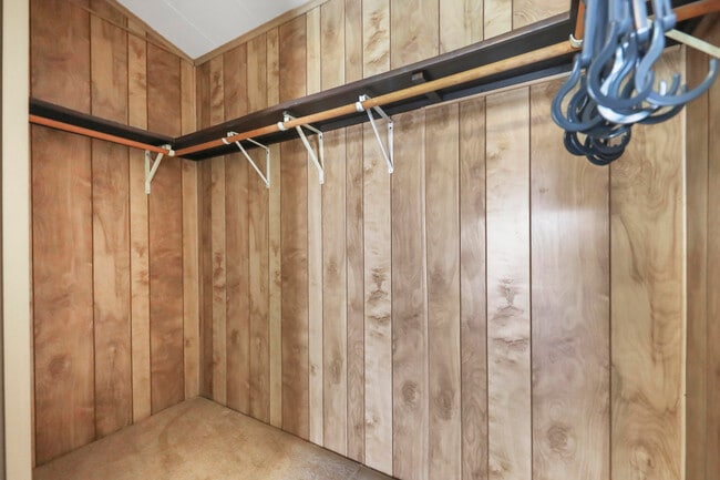 Building Photo - 74647 Azurite Cir E