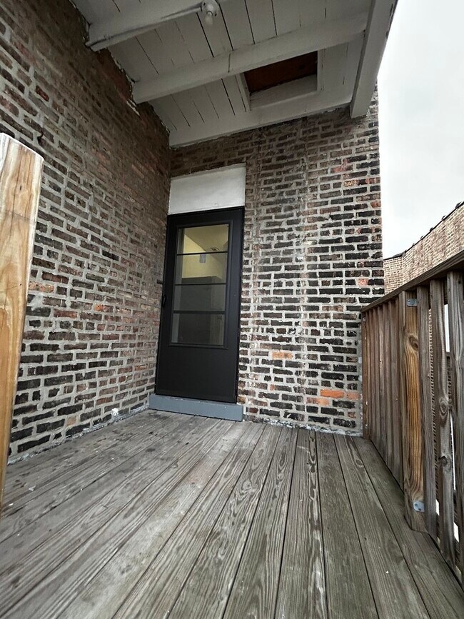 Building Photo - 7821 S Winchester Ave