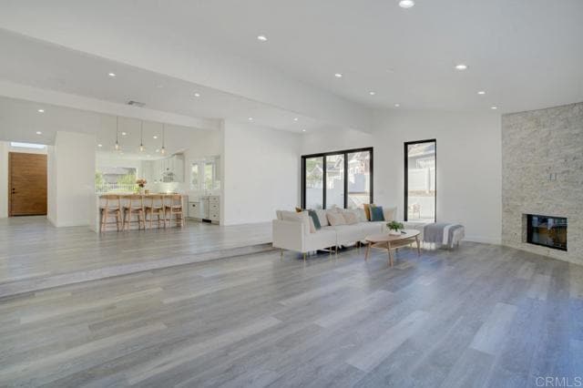 Building Photo - 3647 Hazelhurst Pl