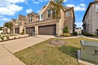 Building Photo - 1320 Hill Country Pl
