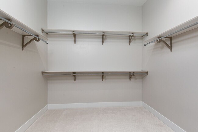 Building Photo - Stunning modern luxury home located in prestigious guard-gated Summerlin community of Ascension