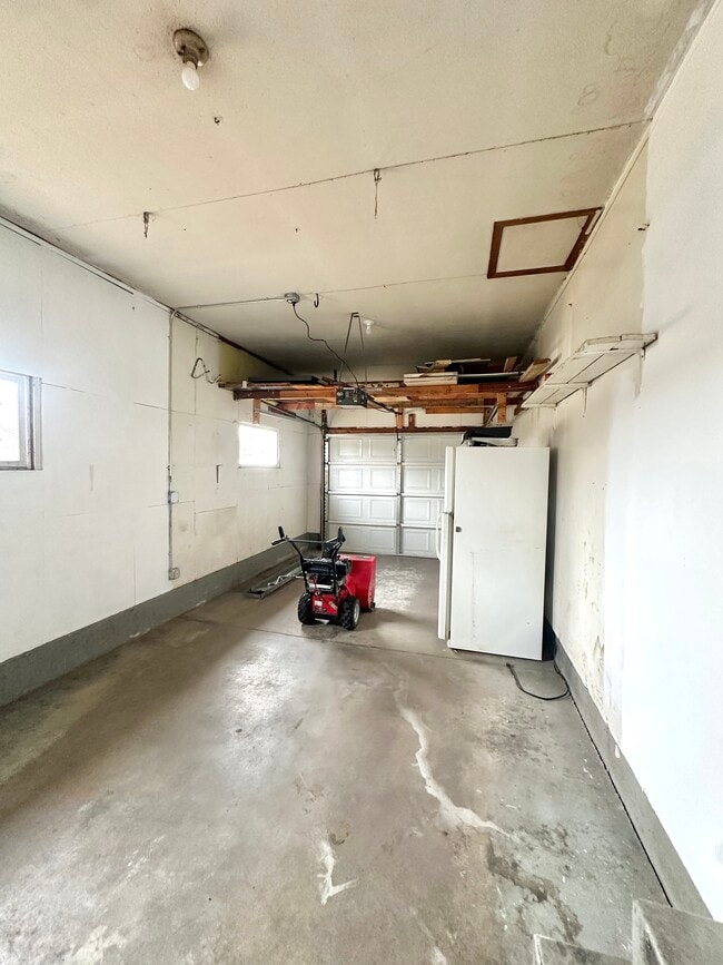 Building Photo - 3100 O Ave NW